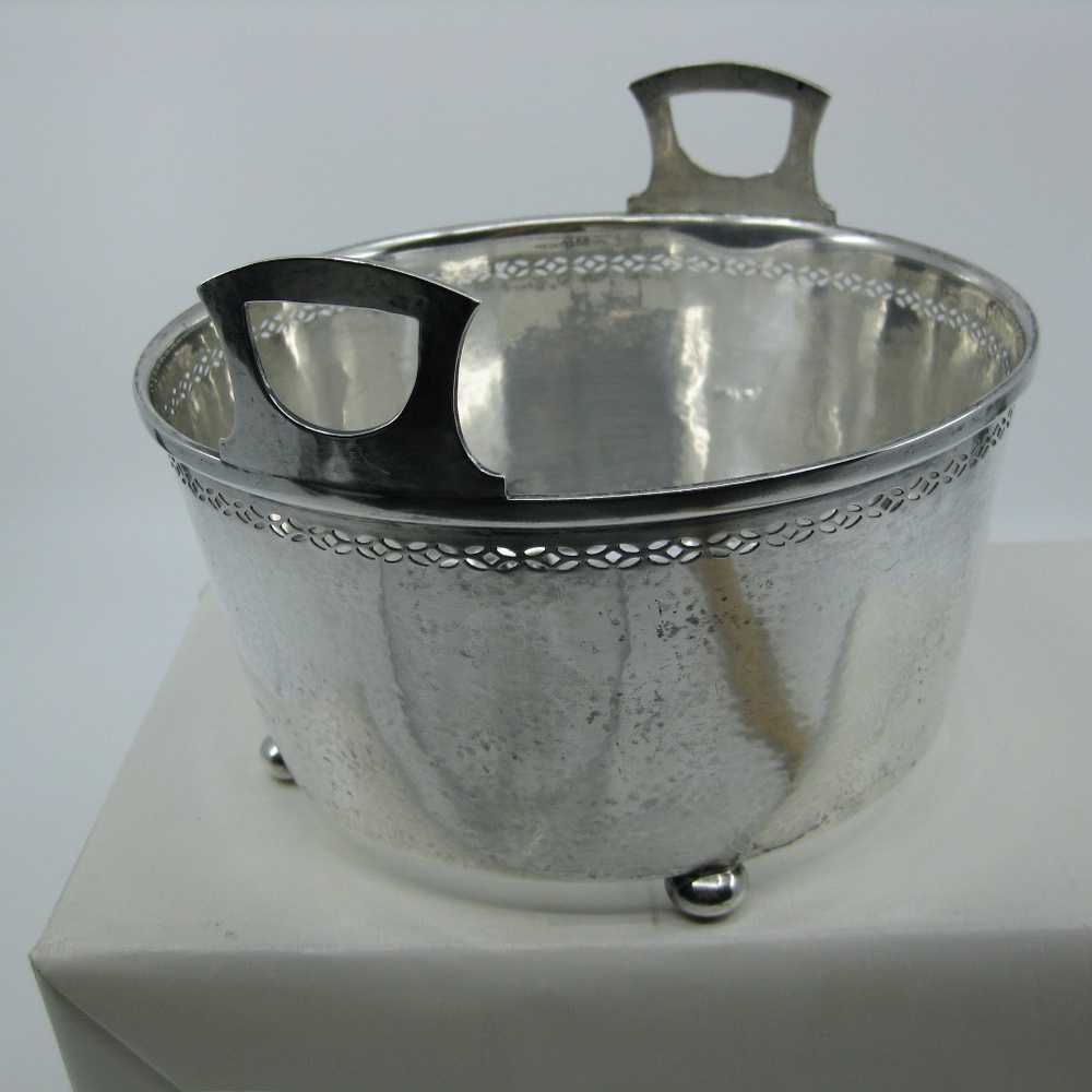 Rare Vintage Frank Whiting Sterling Silver and Crystal/Glass Footed Champagne Se